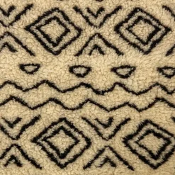 Koiran peti Danish design Neutral Geometric